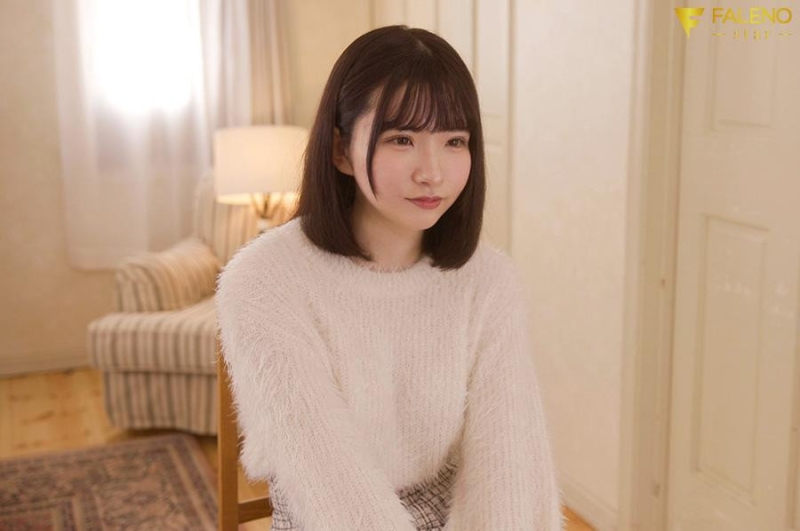 （FNS-065)想和偶像一样发光！F罩杯、美腰身的20岁年轻肉体下海了！ ... 