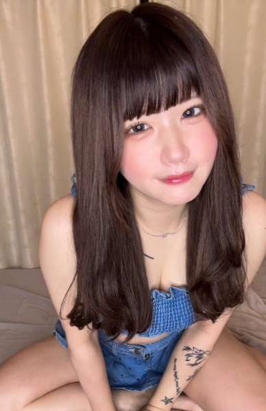 凉宫琴音：就算是这样，我也很努力地活著。 