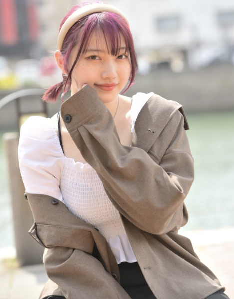 解密！那位被FC2卖家捕获、染发刺青穿脐环的前偶像是？ 