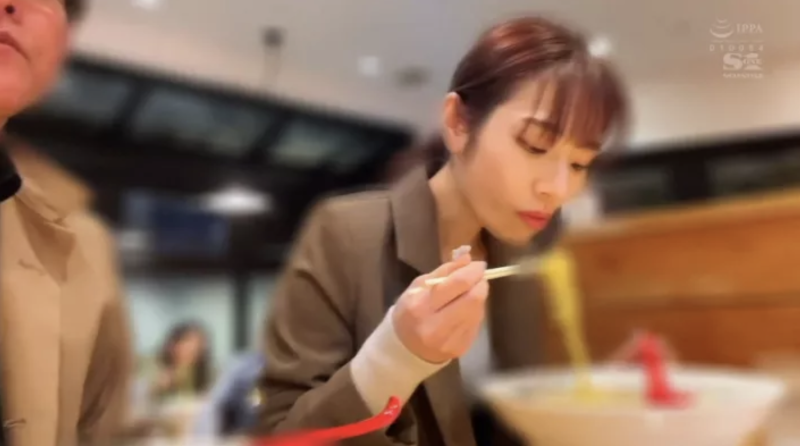 片子不要看太细，否则你会⋯ 