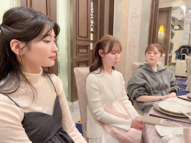 (SONE-572)AV初２画面痴女作！这就是miru的实力！ 