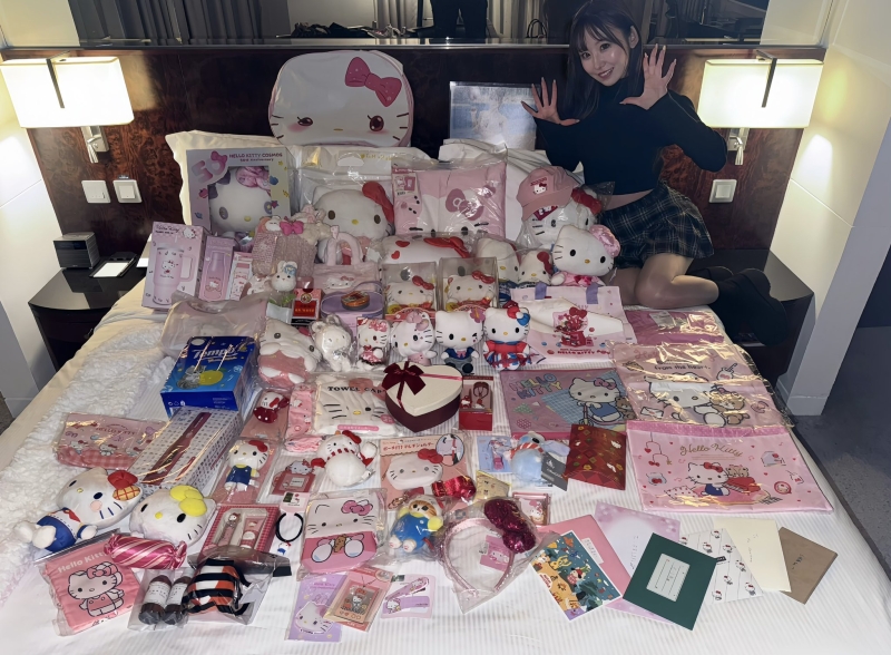 [AD]Foraver No.80 女优摄影会：既甜又辣的Hello kitty狂粉「七嶋舞」 ... 