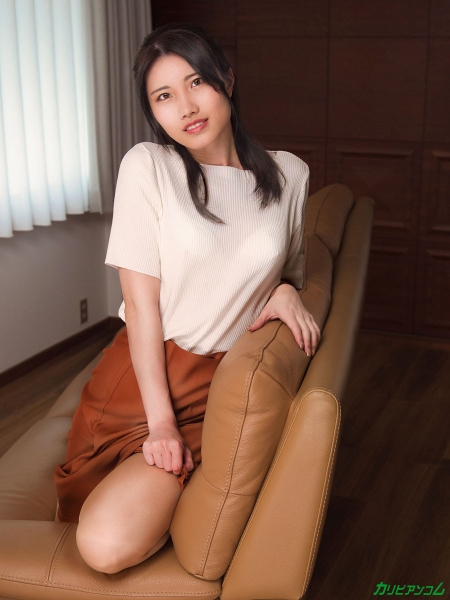 解密！今年无码片商カリビアンコム(加勒比)第一位初登场的女优「赤坂桃子」是？ ... 
