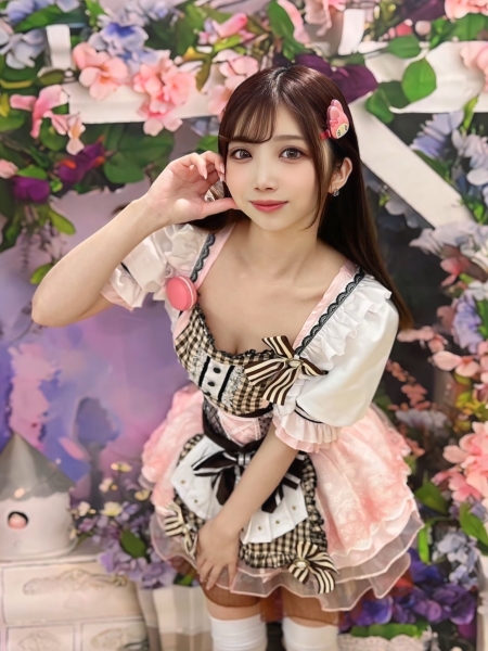 截图讽刺「前辈」！已经退役的她被骂丑女！ 