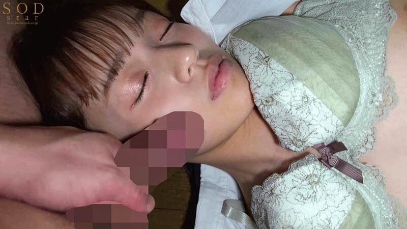 (START-230)恶魔就在身边！求职失败醉倒家门口的G奶女大学生被拖回去狂干了！ ... 