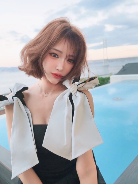 白浜のぞみ(白滨希)为何道歉？因为明日花キララ(明日花绮罗)出招了！ ... 