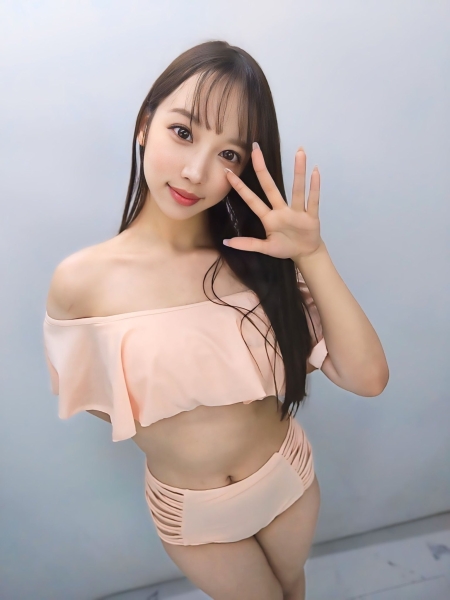 想和粉丝更亲近⋯与田りん(与田铃)有重大宣布！ 