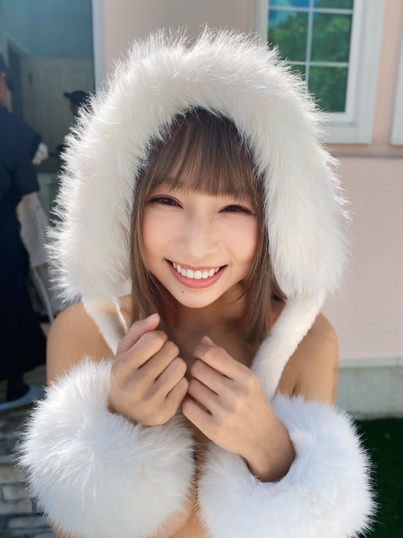 初脱写真集上市！她就是经纪公司エイトマン(8MAN)的秘密兵器？ ... 