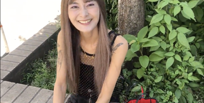 解密！那位Tiktok曾有七万追踪、帐号被冻结于是拍了无码的辣妹是？ ... ... 
