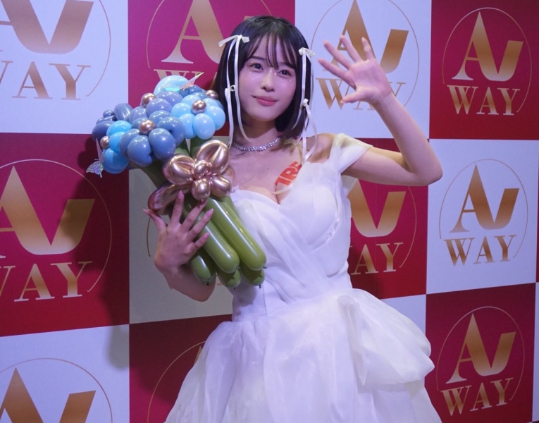TRE2024心得感想：AVway摊位执行者之让每个日粉都爆哭的「MINAMO」 ... ... 