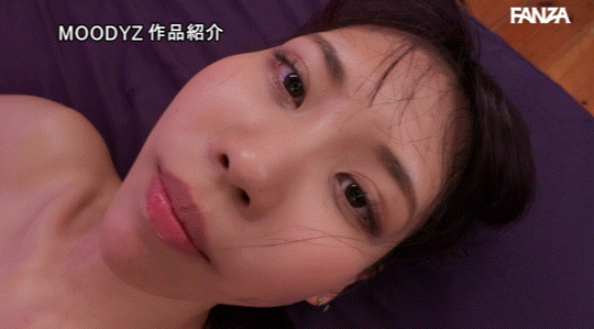 （MIFD -521)画风突变！精明干练的OL竟然是吞精的天才！ 