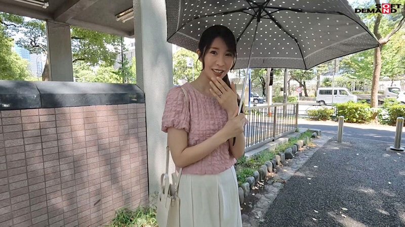 (SDNM-431)169公分E罩杯⋯这位一片为限的麻豆级人妻原来是无码常客！ ... 