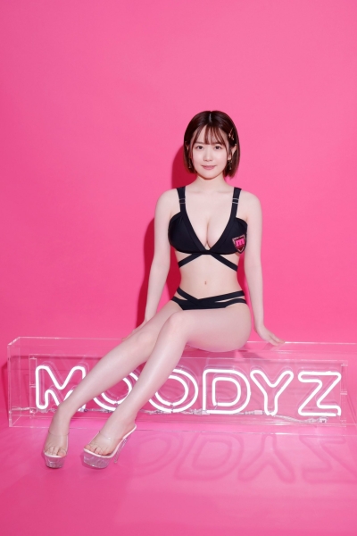 17位专属女优总动员促销！Moodyz的一姐就是她！ 