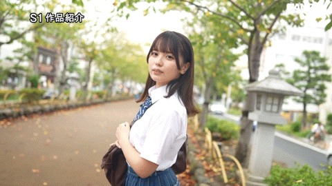【速报】大大的眼睛、满分的笑颜！王道美少女的她一出道就喷了！ ... 