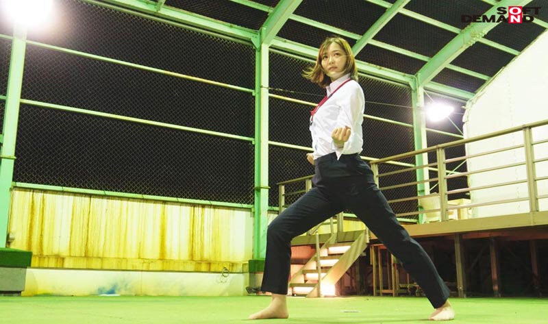 解密！那个很会空手道、可说是武林高手的SOD女子社员「小清水真纪」是？ ... 