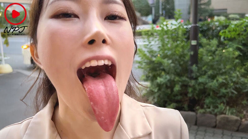 (NPJS-030)解密！那位在网路上暴红有7.5万追踪、一夜被男优干了11发的长舌妇肉食女是 ... 