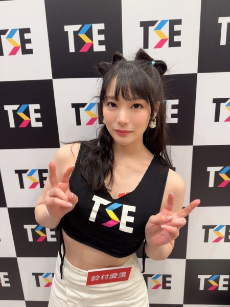 第一次海外活动就上手！铃村あいり(铃村爱里)后台的第一手情报在这儿〜 ... 