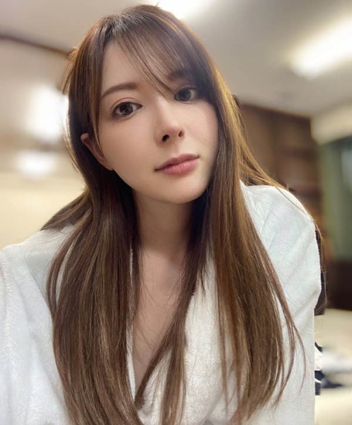 终于确定！那位没有发片然后社群全毁的戏剧片强者「岬ななみ(岬奈奈美)」现况是⋯ ... ... 