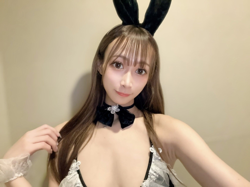 【速报】只发4片就消失⋯曾被称为是暗黑林襄的她要自风俗界复活了！ ... 