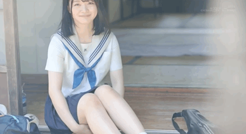 【速报】曾经在公车站打野炮、也和无码卖家合作出鲍的她不玩了！ ... 