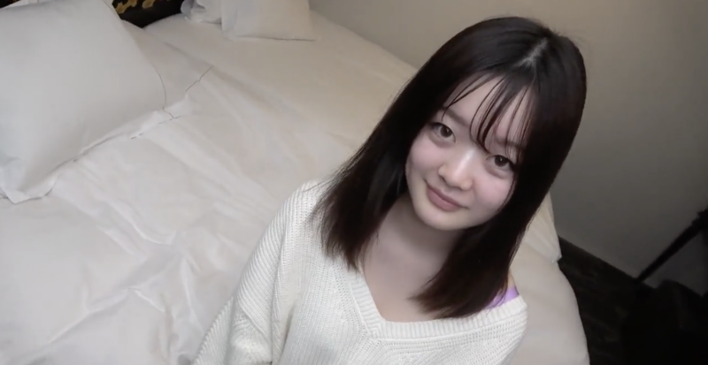 【速报】曾经在公车站打野炮、也和无码卖家合作出鲍的她不玩了！ ... 