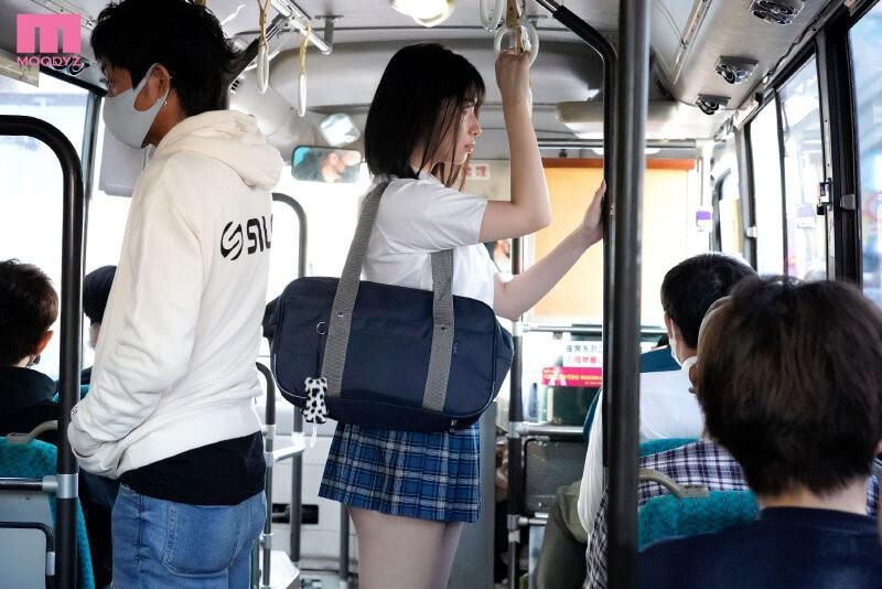 老公带她员工旅游,却只有她是女人... 
