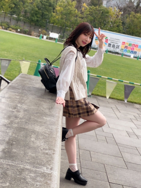 写在公布三上悠亜之后(2)：台日混血美少女与2021发片王现身！ ... ... 