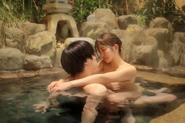(STARS-837)男优过于鸡动了⋯巨乳萝莉的她意外地被中出了！ 