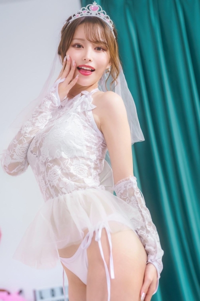 就喜欢这一型的！伊藤舞雪：有两个影迷是我的菜！ 