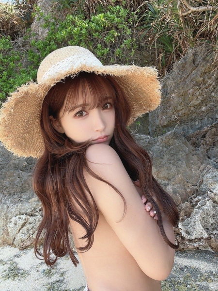 【新闻幕后】三上悠亜(三上悠亚)AV引退的最重要理由以及影响最深的人是？ ... 