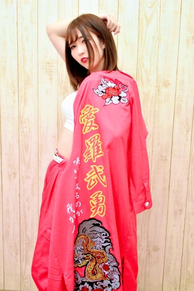 ForAVer No.4 女优CLUB：要引退的若月まりあ(若月玛丽亚)来攻你中路！ ... 