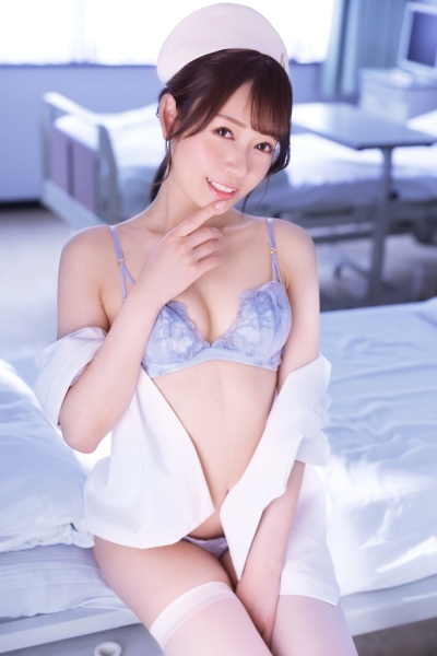 为争夺第一而相杀！日本女优也一样！ 