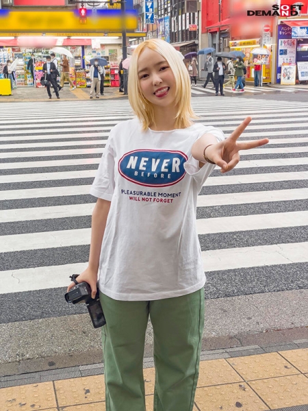 上面是金毛下面是刚毛！自导自演、韩流美女的她指名要肌肉男优！ ... ... 