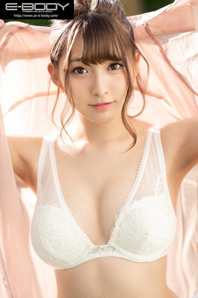 从羽量级变重量级的美少女⋯衣吹かのん(衣吹花音)引退！ 