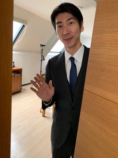 最惨绿巨人！被NTR的男优竟遭此虐待！ 