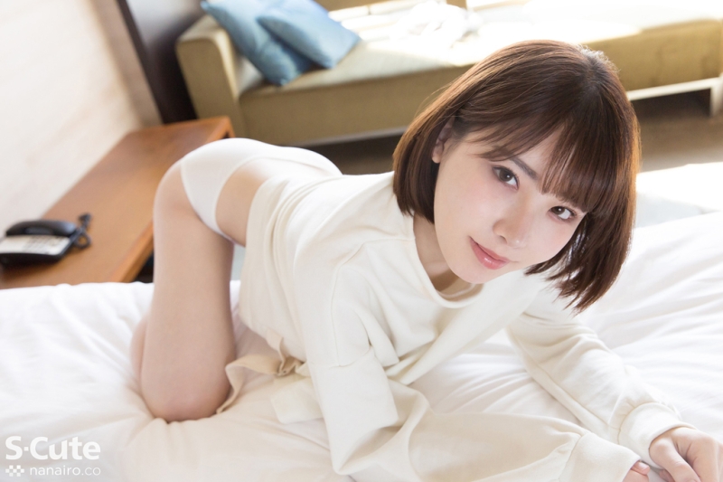 被爸妈抓到拍AV⋯深田えいみ(深田咏美)当下的反应是？ 