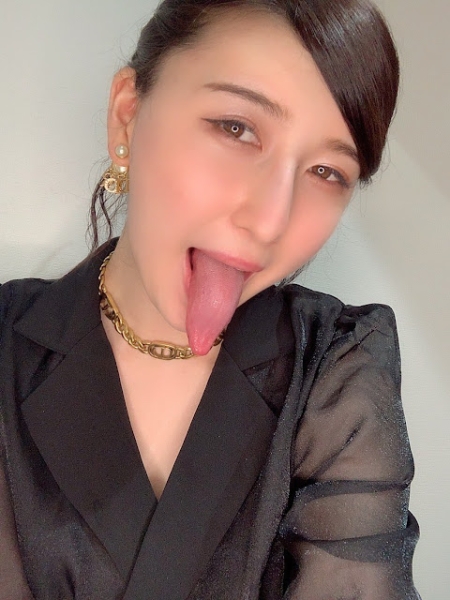 日本瑞典混血！真空吸引KO男优！爱上AV的美少女、のあういか(乃亚忧香)强力出道！ ... ... 