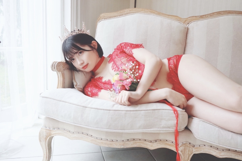 出道六周年真情告白！三上悠亜(三上悠亚)视为对手的女优是？ ... 