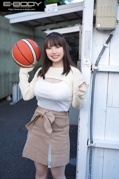 又见神乳级新人！喜欢篮球爱笑如桐谷！水原みその(水原美园)一看到吉村卓就潮吹了！ . ... 
