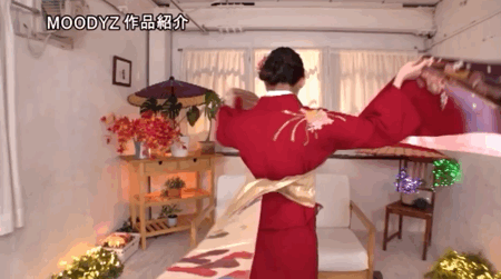 日本料理店的美人！美乳疗愈的姊姊！神代りま(神代里真)有爽有钱拿！ ... ... 