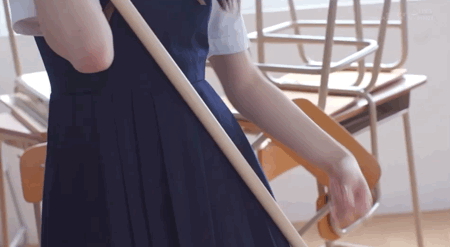 超娇小、超幼齿、男友募集中⋯青春时代的天才特技连发！ 