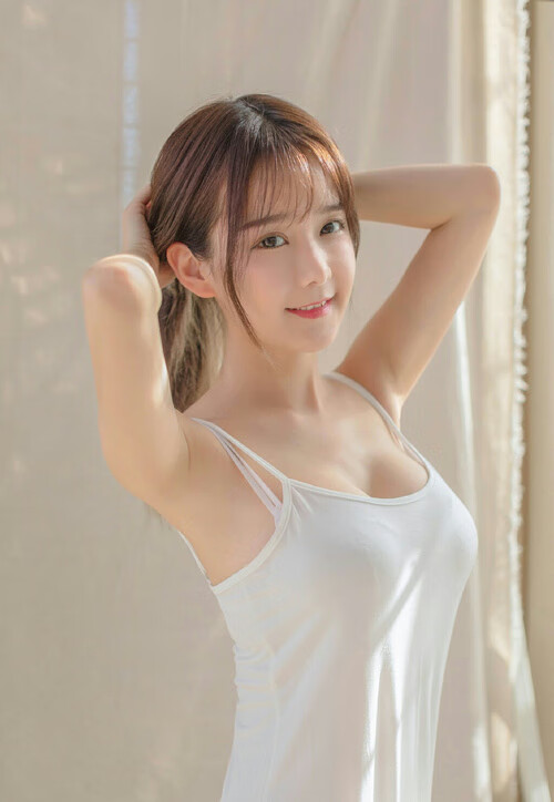三上悠亜：从青涩少女到全能演员的精彩蜕变