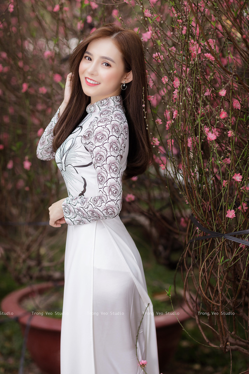 奧田咲：从新人到女神，她的职业与魅力解密