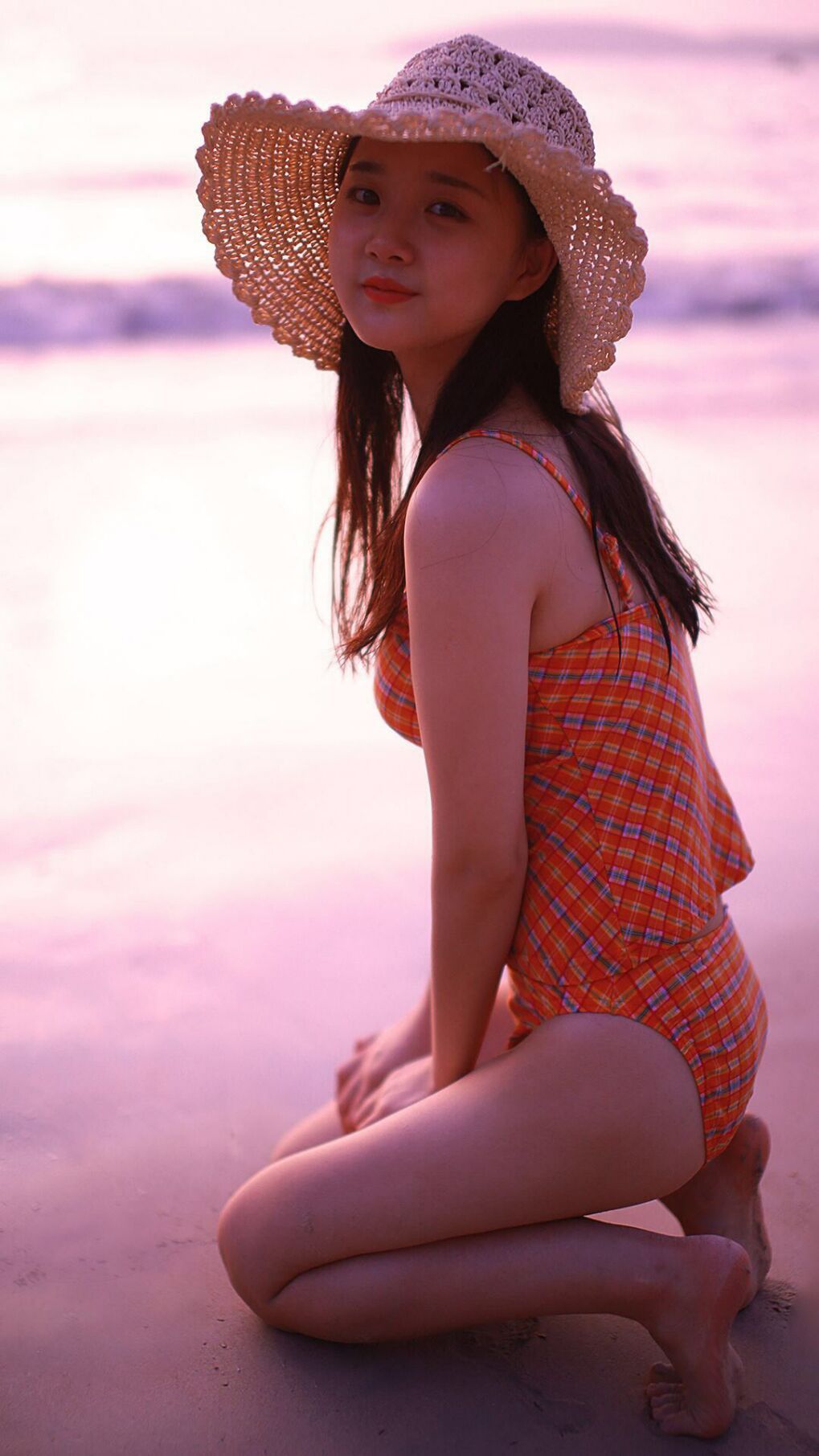 林由奈：日本番号自媒体的闪亮明星，作品和影响力深入人心