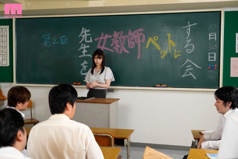 公司最可爱的那个女生,今天正式开工吃鸡啦! 