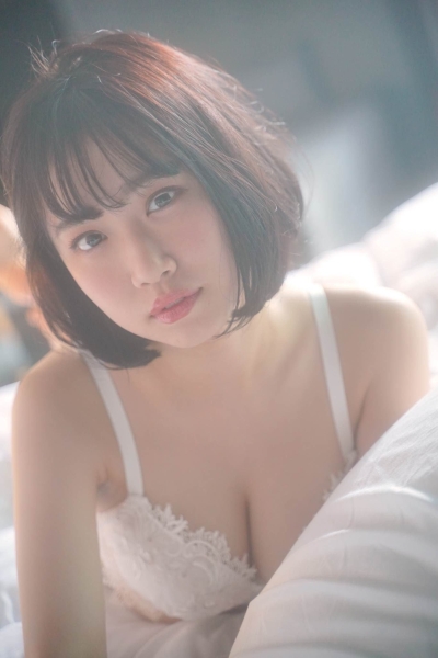 童颜巨乳安达夕莉：妈妈说有要事相谈，该不会⋯我拍AV被抓到了吧？ ... 