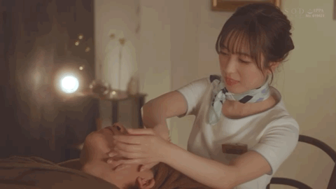 (STARS-765)小凑よつ叶(小凑四叶)戏剧初挑战！被吉村卓大叔舔晕！ ... 