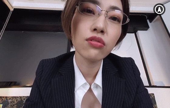在那支超怪的VR片后⋯市川まさみ(市川雅美)回去当女子社员了！ ... 