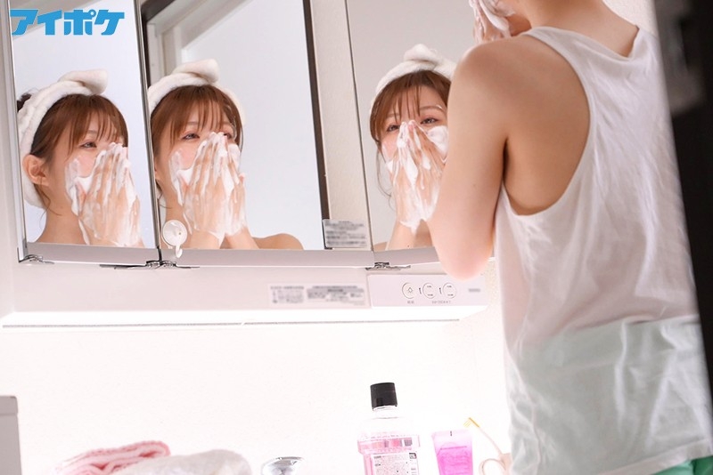 勾引同事回家搞！相沢みなみ(相泽南)露出素颜真面目！ 