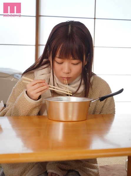 被失业欧吉桑诱拐！水卜さくら被搓到奶都红了！ 
